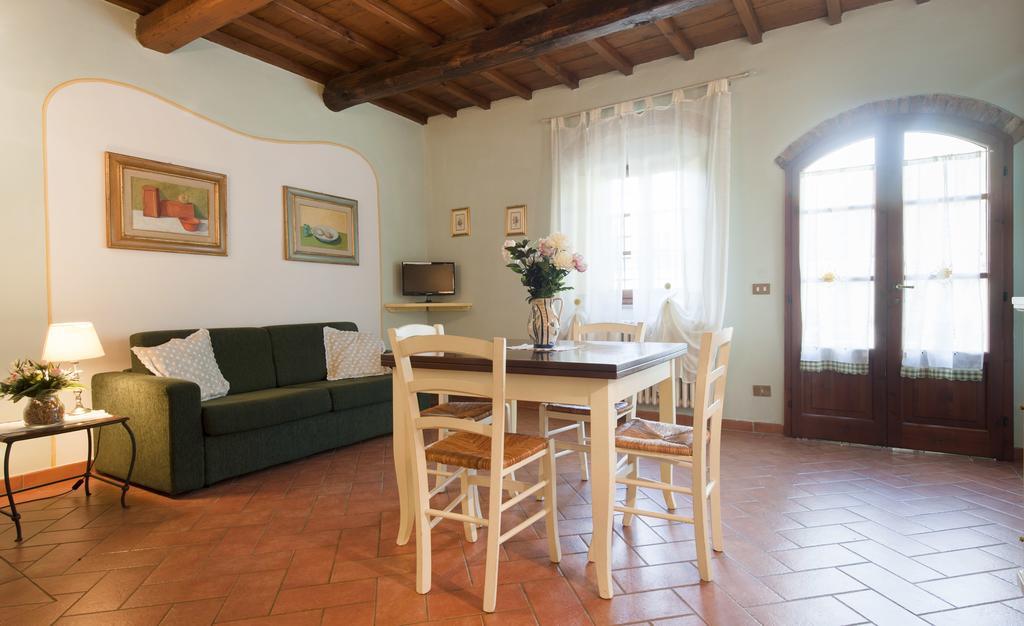 Agriturismo Le Buche Di Viesca 雷杰洛 外观 照片