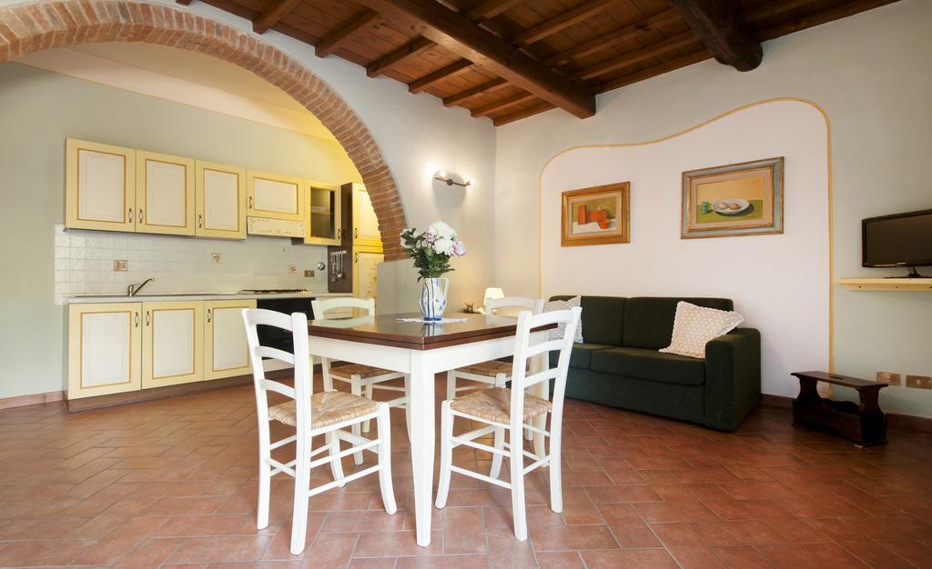 Agriturismo Le Buche Di Viesca 雷杰洛 外观 照片