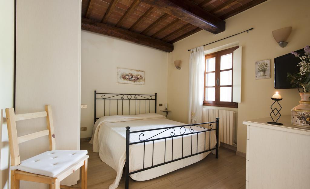 Agriturismo Le Buche Di Viesca 雷杰洛 外观 照片